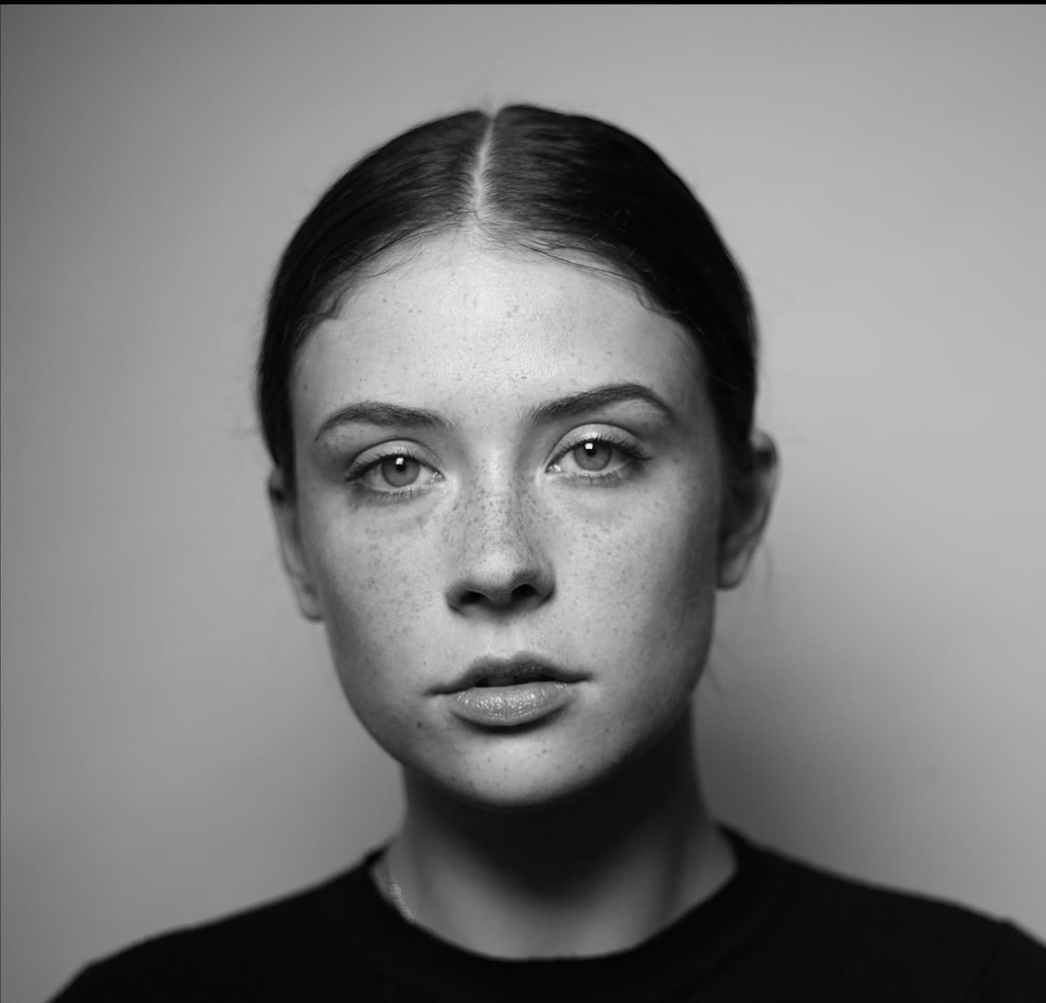 Mia Tomlinson